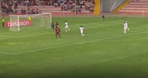 Portero Ítalo Espinoza anotó en su propio arco y la ‘U’ empata