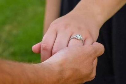 Hombre cancela matrimonio porque la novia casi mata a su perro en despedida de soltera