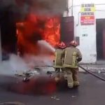 Dantesco incendio consume mercado de Huacho.