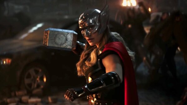 "Thor: Love and Thunder", lanza su primer tráiler. Natalie Portman hereda el martillo