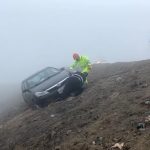 Huaral: Familia salva de morir tras despiste de auto en Pasamayo.