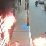 Huaral extorsionador prende fuego a mueblería y por poco se quema.