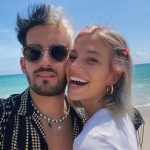 Ricky Montaner sorprendido por foto de su esposa desnuda en redes “Se te ve la rayita”