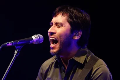 Claudio Narea de los Prisioneros cantará en la cálida ciudad de Iquitos.