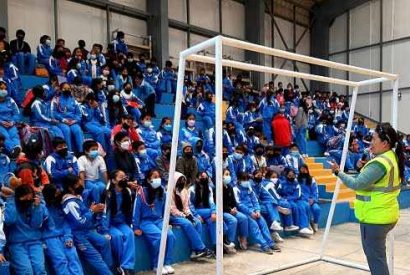 Escolares del Xammar de Huacho, recibieron charla de educación vial por parte de Norvial.