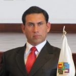Profesora denuncia que gestión de Javier Alvarado les debe 6 meses de sueldo
