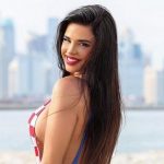 Miss Croacia se pronuncia sobre su vestimenta en el Mundial de Qatar